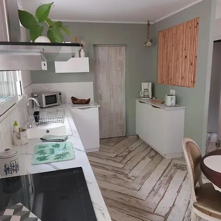 Сasa de vacaciones Maison Au Calme Dans Les Bois A 500m De La *